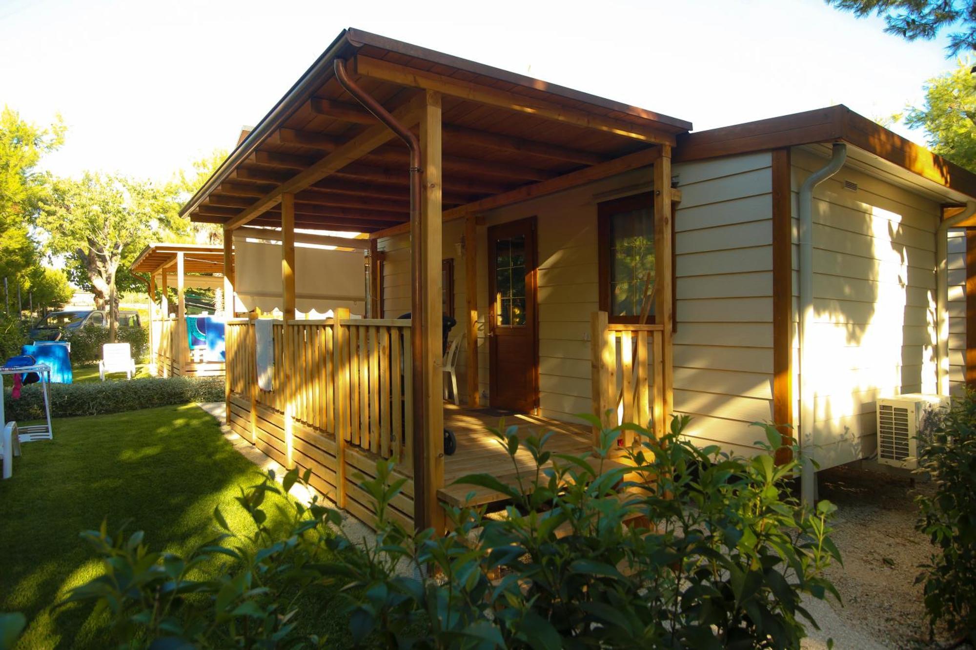Camping Villaggio Calypso 滨海库普拉 外观 照片