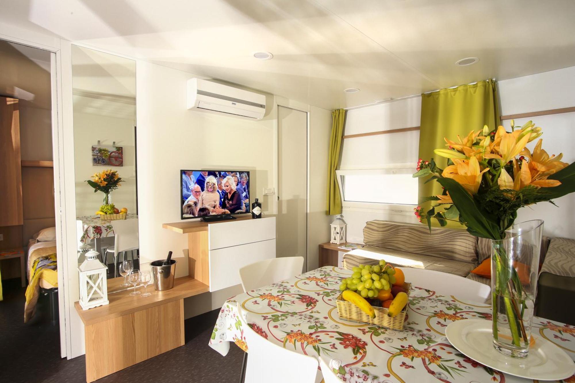 Camping Villaggio Calypso 滨海库普拉 外观 照片